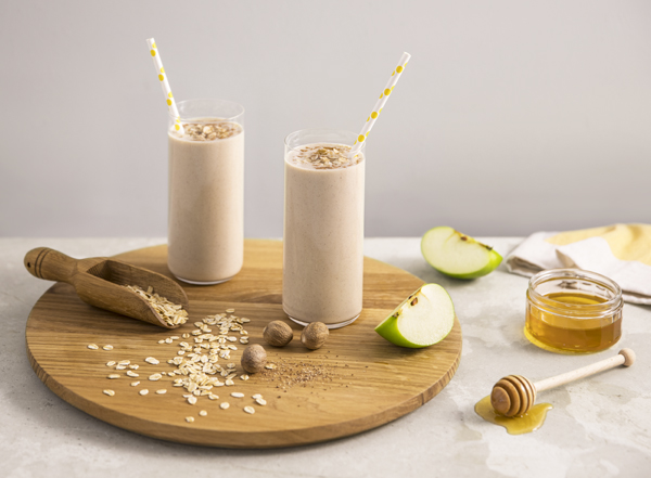 Spiced Apple, Oat & Honey Smoothie